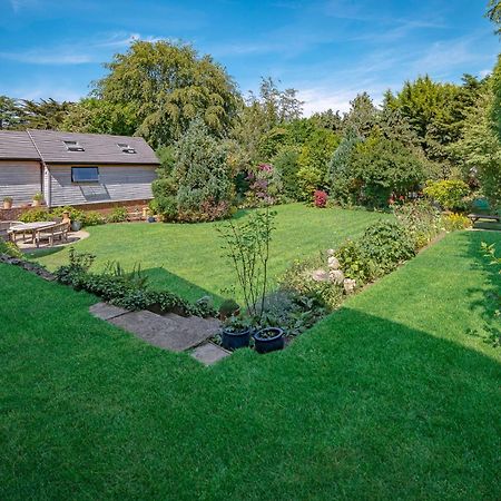 Westleigh Hotel Ashtead Luaran gambar