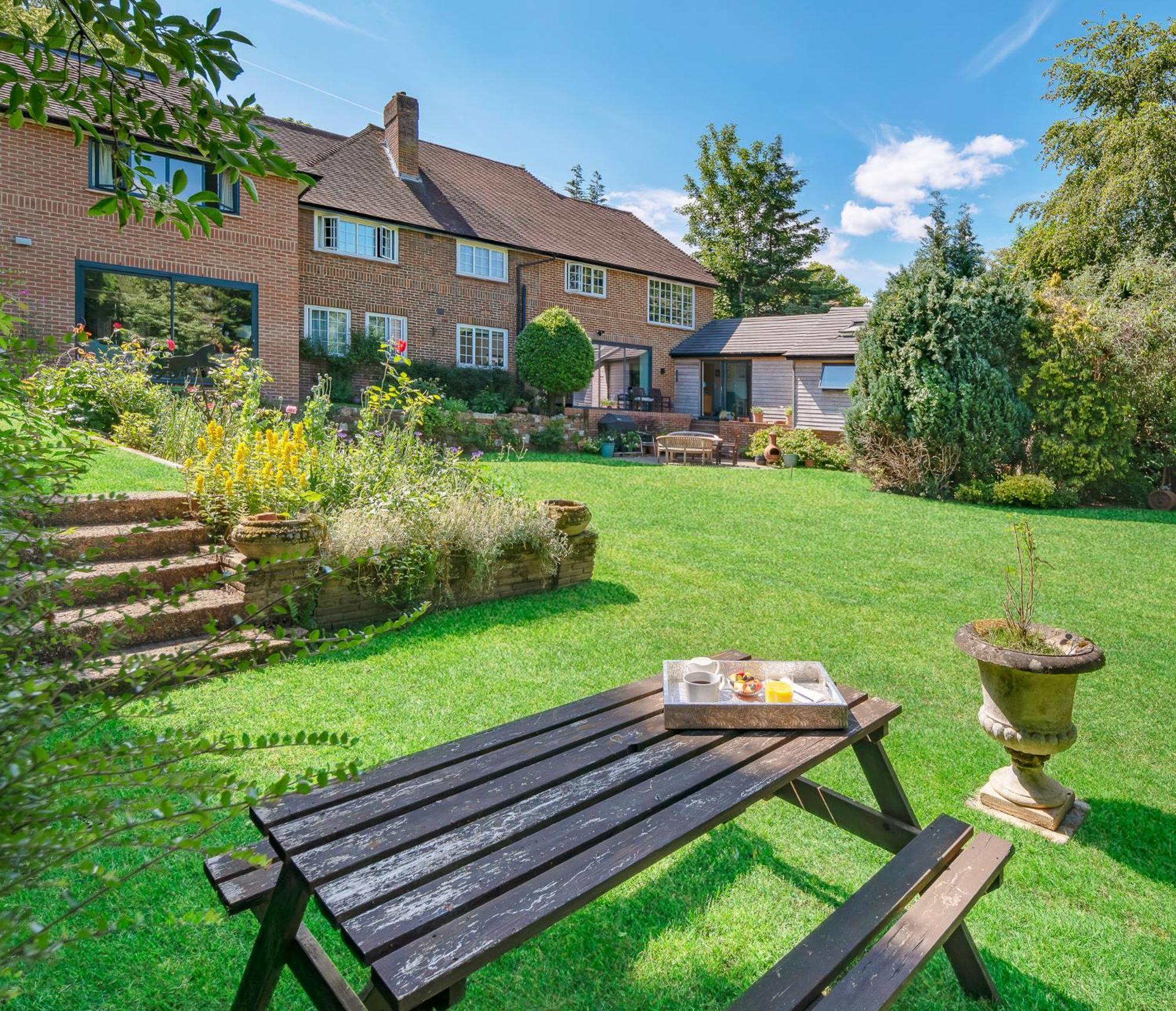 Westleigh Hotel Ashtead Luaran gambar