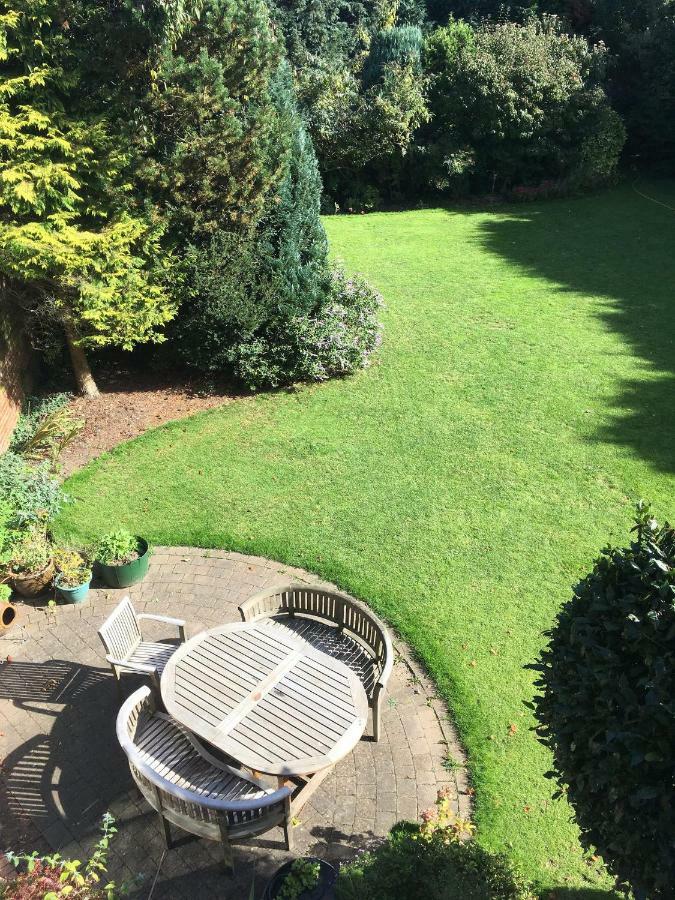 Westleigh Hotel Ashtead Luaran gambar